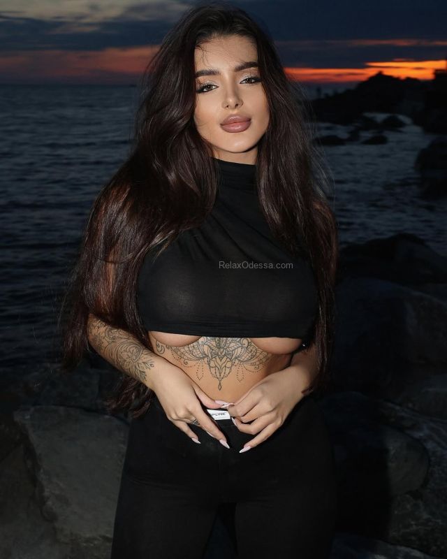 Odessa escort : Lola - photo 2